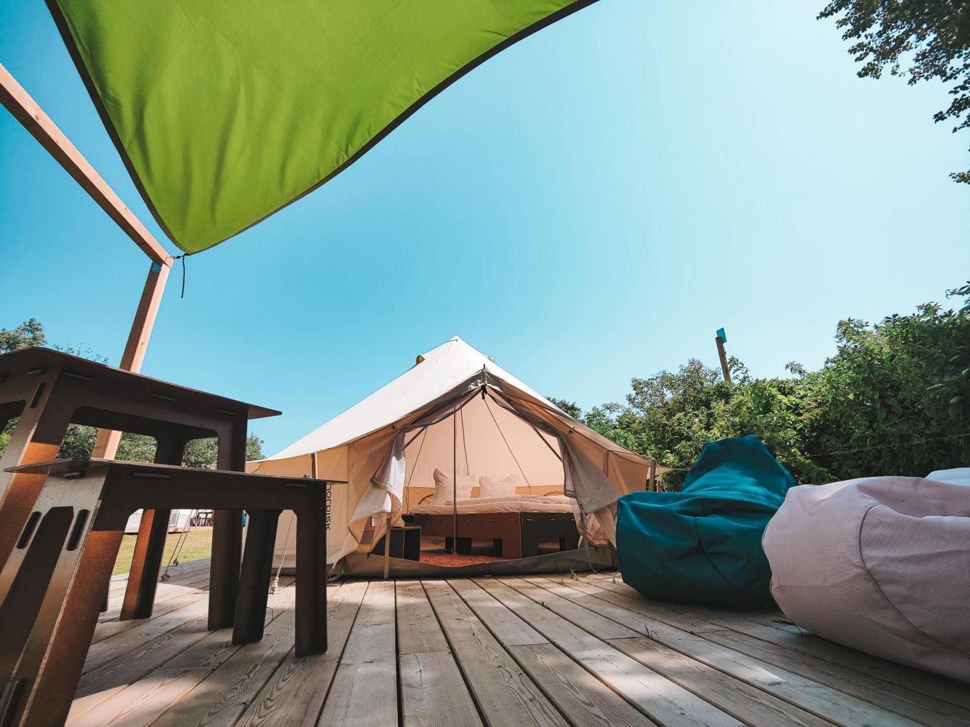Отель Domo Camp Sylt - Glamping Camp Экстерьер фото